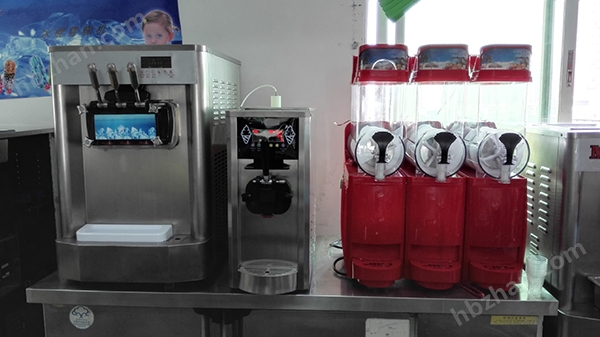 小型冰淇淋機(jī)樣品圖片